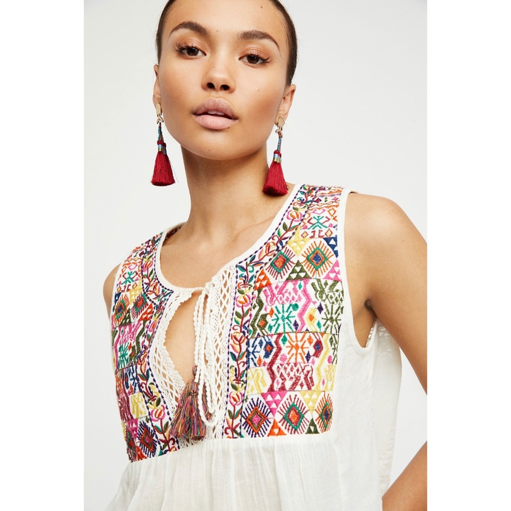 FREE PEOPLE Lohri Embroidered Peasant Blouse SMALL - Picture 2 of 7